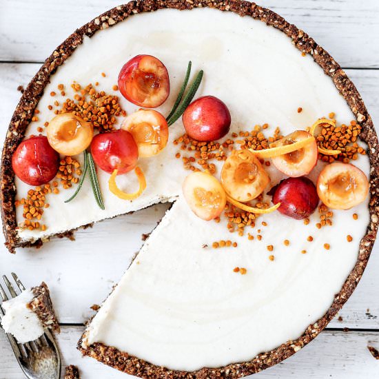 Raw Vanilla Bean Cheesecake