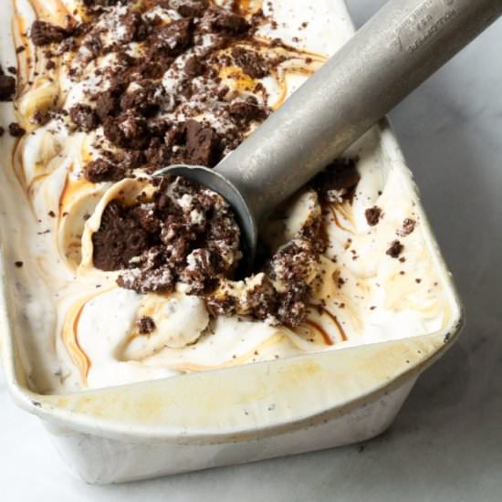 No Churn Cookies & Cream Ice Cream