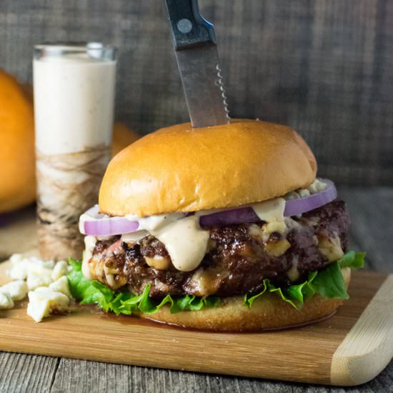 Peppered Balsamic Mayo Burger Sauce