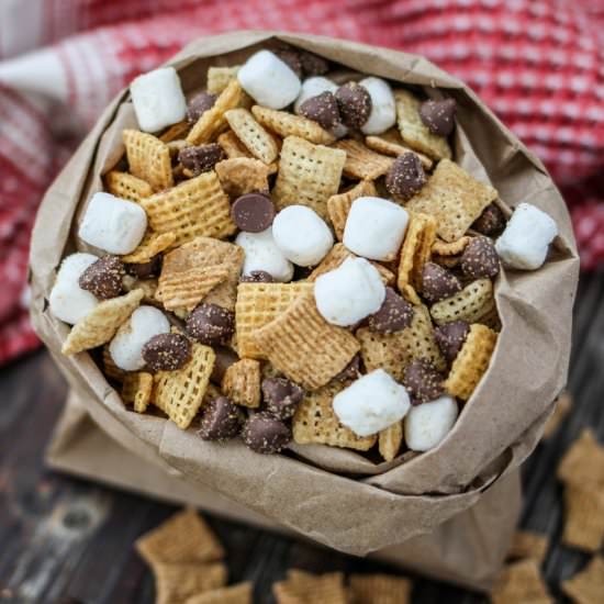 Camp Fire Chex Mix