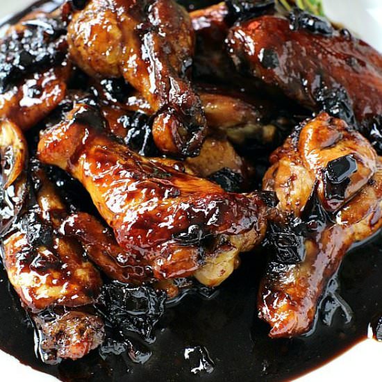 Sticky Red Wine Glazed Wings