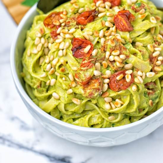 Avocado Pesto Pasta Sauce