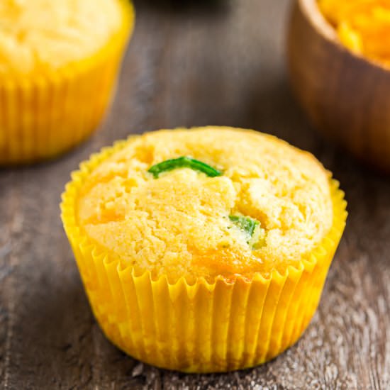 Cheddar Jalapeño Cornbread Muffins