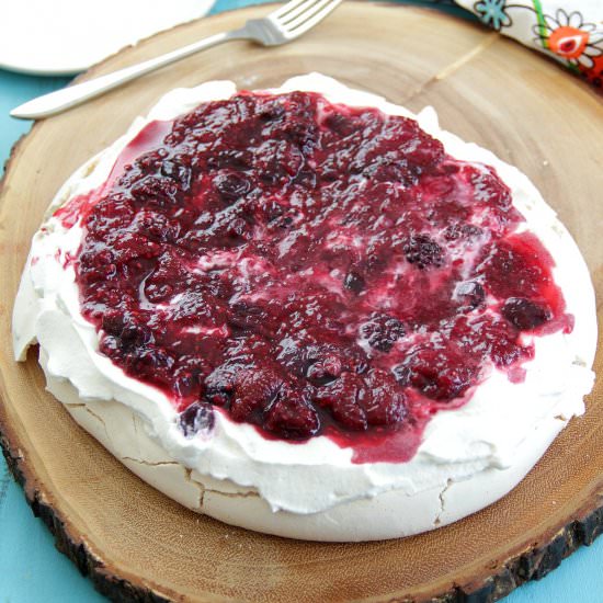 Vanilla Bean Pavlova
