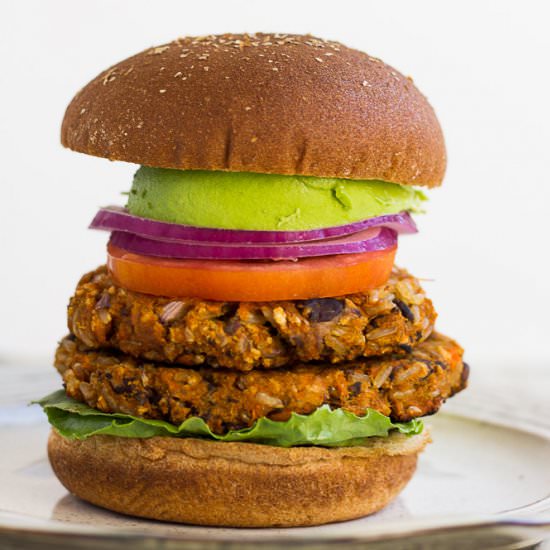 Easy Sweet Potato Black Bean Burger