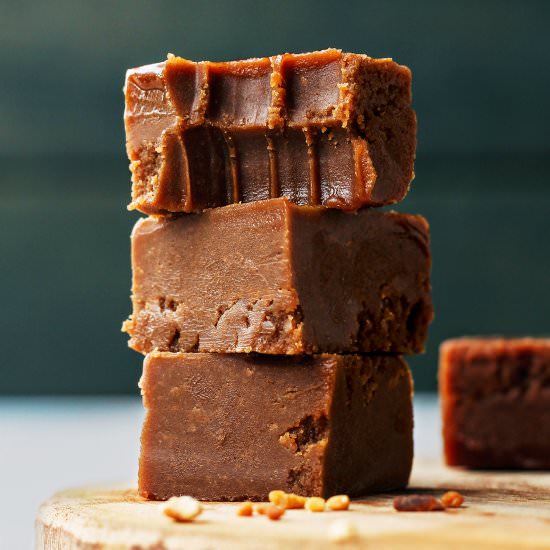 Vegan Nutella Fudge