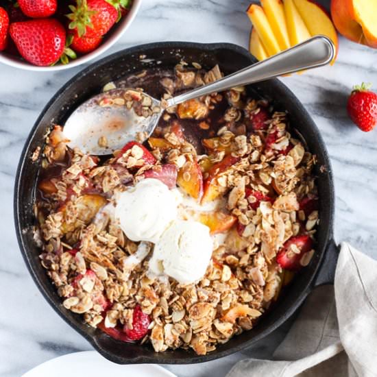 Vegan Strawberry Peach Crisp
