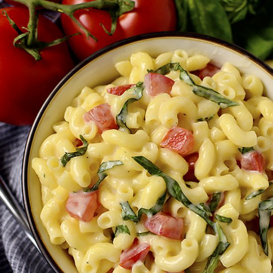 Tomato-Basil Stovetop Mac and Cheese