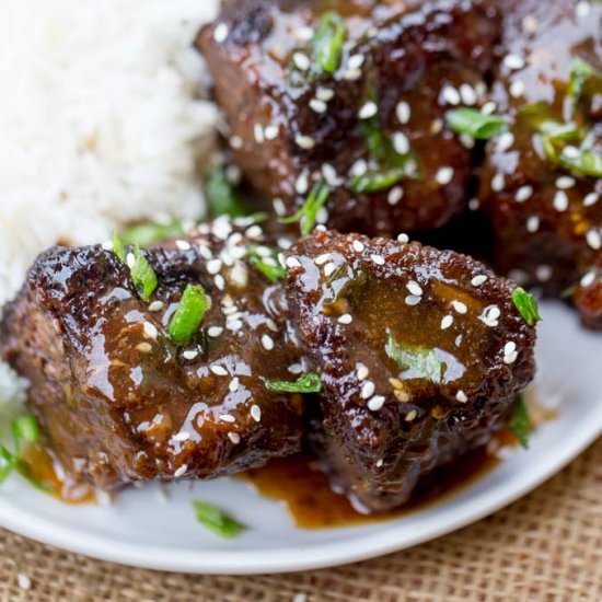 Slow Cooker Korean Short Ribs