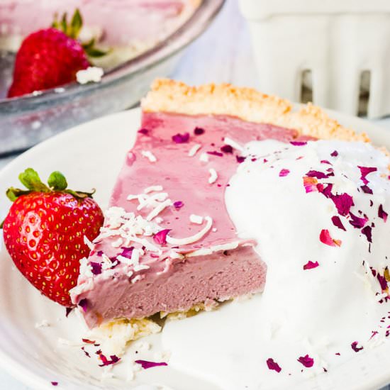 Vegan Strawberry Cream Pie