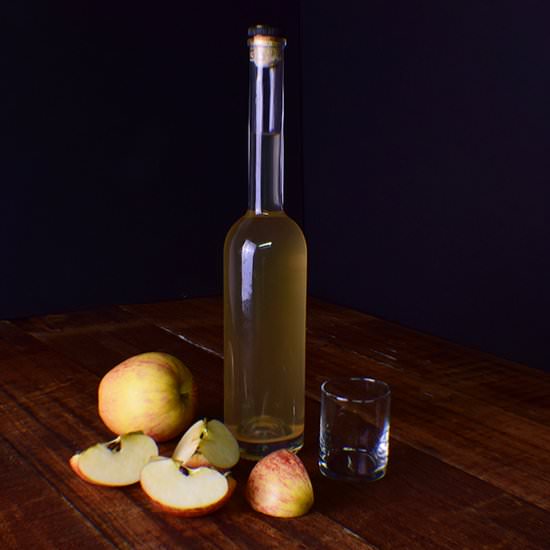 Homemade Apple Cider Vinegar