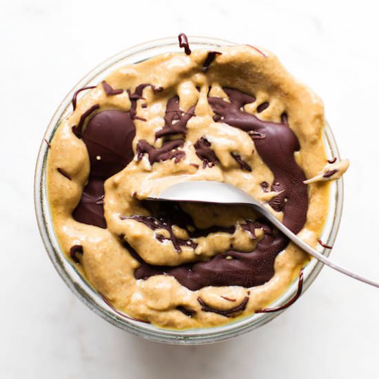 Vegan Twix Smoothie Bowl