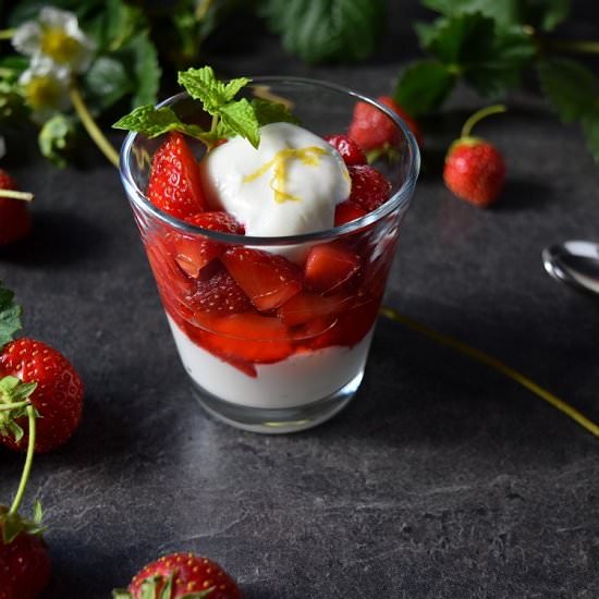 Berry Honey Whipped Ricotta Parfait