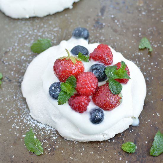 Mixed Berry Pavlova