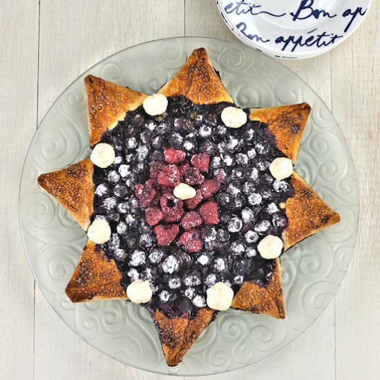 Blueberry Raspberry Star Pie
