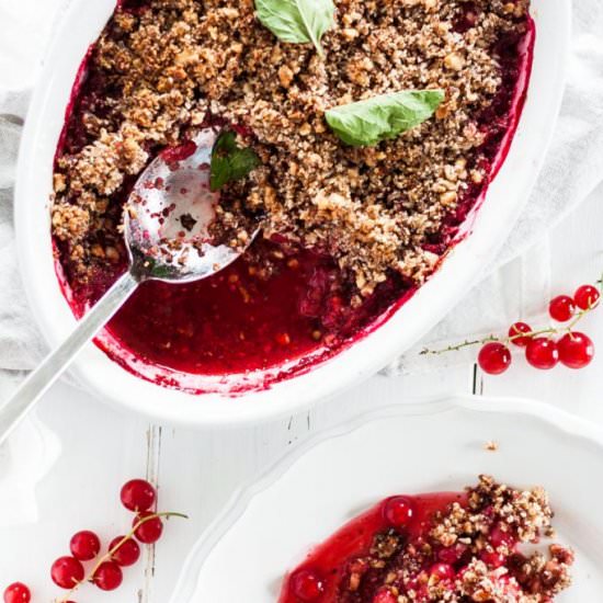 Vegan Currants Nut Crumble