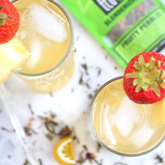 Fruity Green Tea Spritzer
