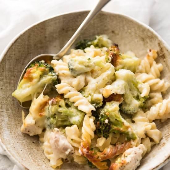 Healthy Chicken & Broccoli Pasta Ba