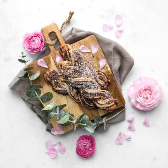 Chocolate Streusel Twists