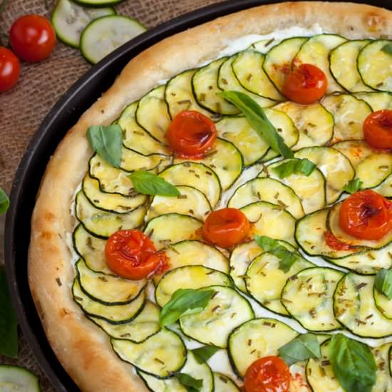 ZUCCHINI AND RICOTTA PIZZA