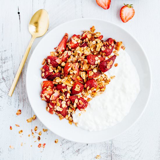 Strawberry Cottage Cheese Bowl