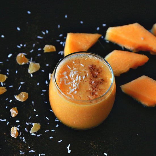 Easy Creamy Cantaloupe Smoothie