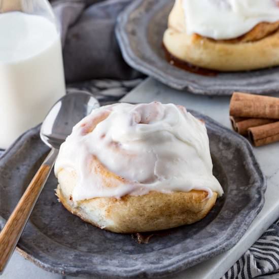 1 Hour Cinnamon Rolls