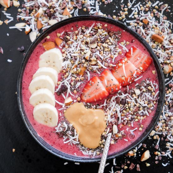 Mixed Berry Smoothie Bowl