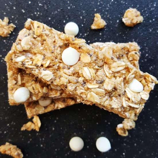 PB White Chocolate Granola Bars