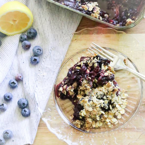 Quick Vegan Blueberry Crisp