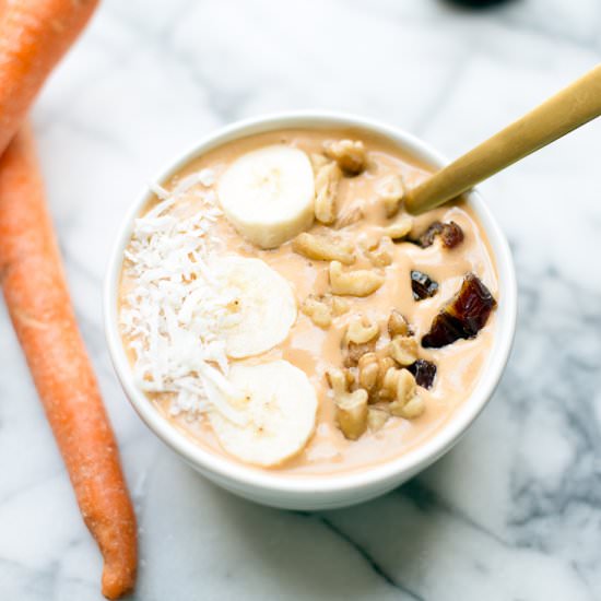 Healthy Carrot Cake Smoothie Bowl