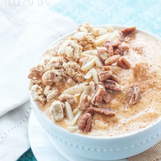 Pumpkin Cinnamon Crunch Smoothie Bowl