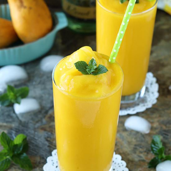 5 minute Mango White Wine Slushie