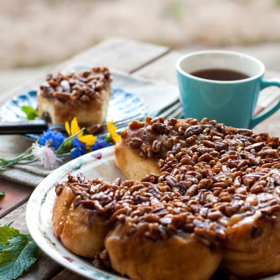 Old Fashioned Pecan Sticky Buns