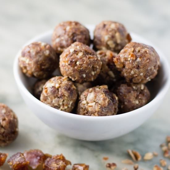 Energy Bites with Dates