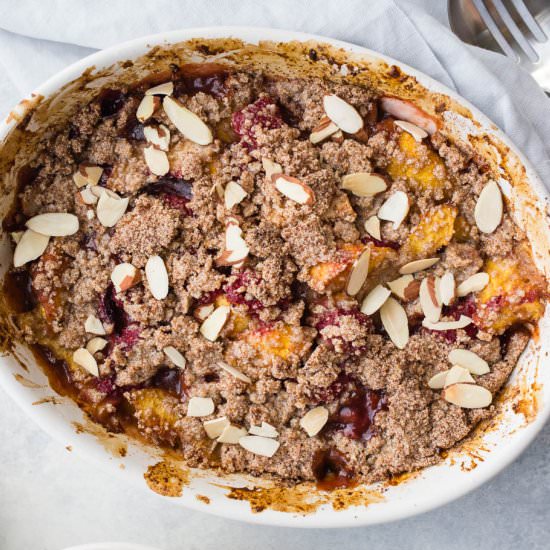 Raspberry Peach Crumble