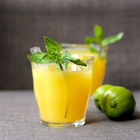 Pineapple Fizz Mocktail