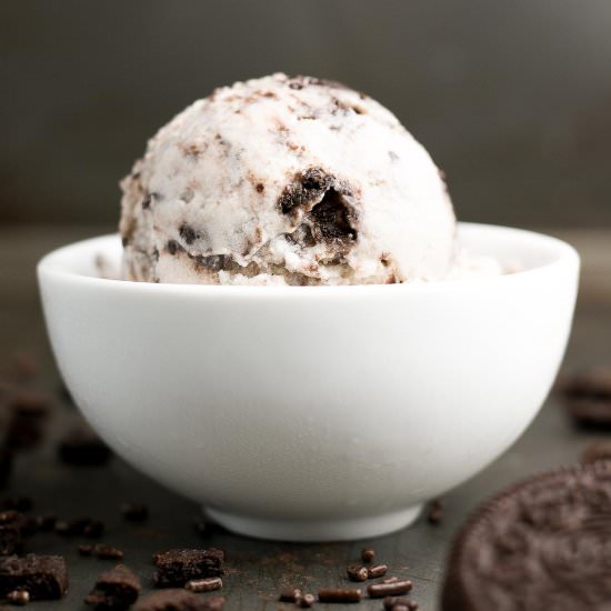 Healthy Cookies ‘n Cream Ice Cream