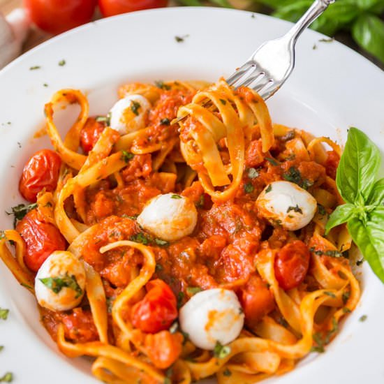 Caprese Fettuccine