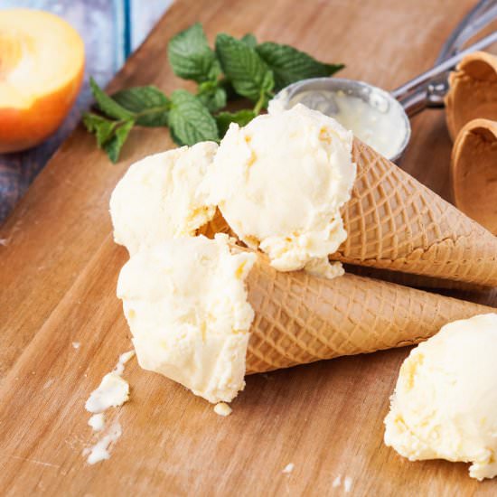 Honey Peach Ice Cream