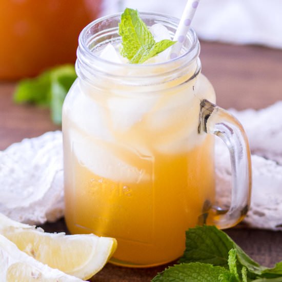 Iced Peach Green Tea