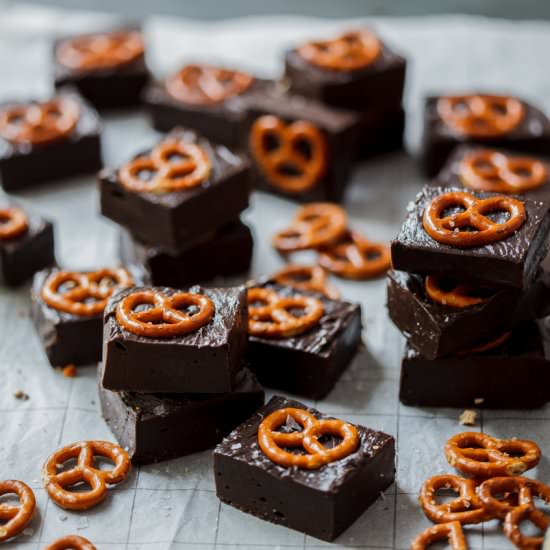 Easy Salted Pretzel Fudge