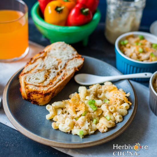 Cauliflower Sauce Mac n Cheese