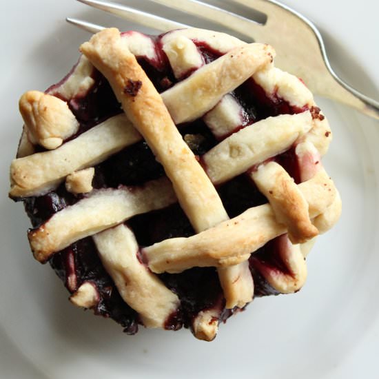 Vegan Mini Berry Pies