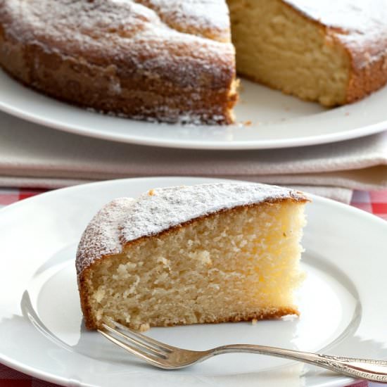 5 Minute Vanilla Cake