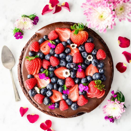 Paleo Chocolate Fruit Pizza