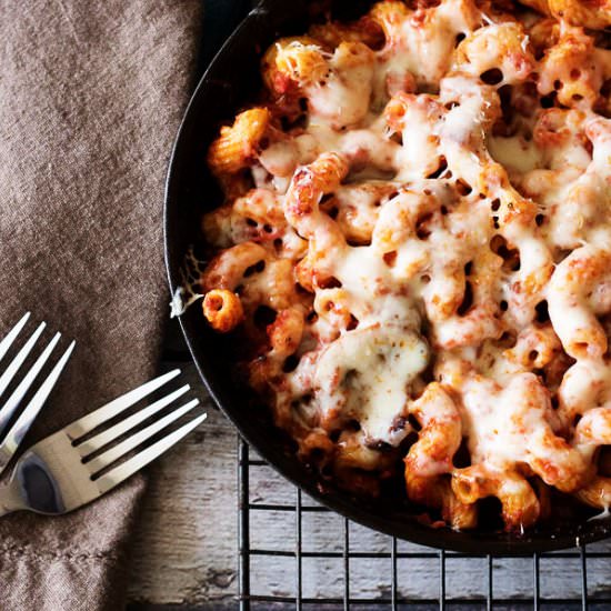 Cheesy Pasta Bake Casserole