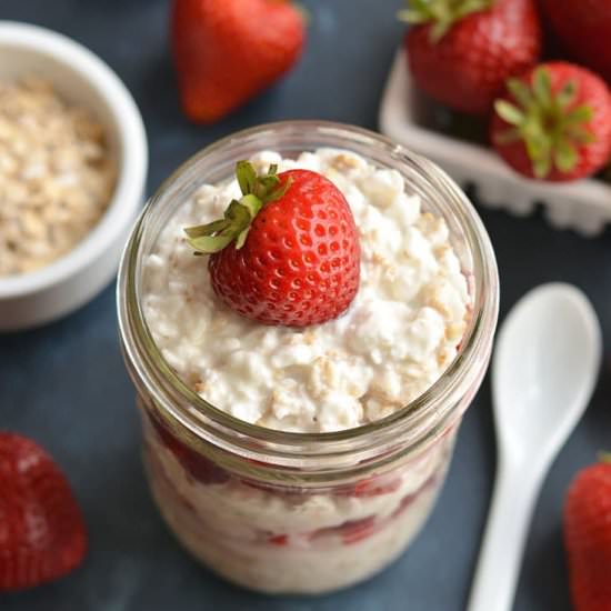 Strawberry Cheesecake Overnight Oat