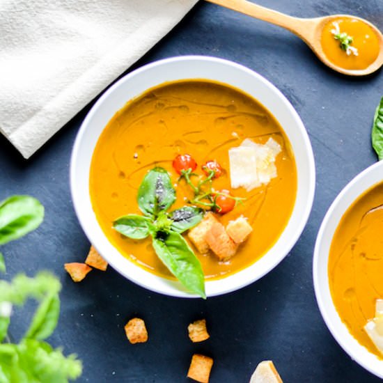 Creamy Dairy Free Tomato Basil Soup