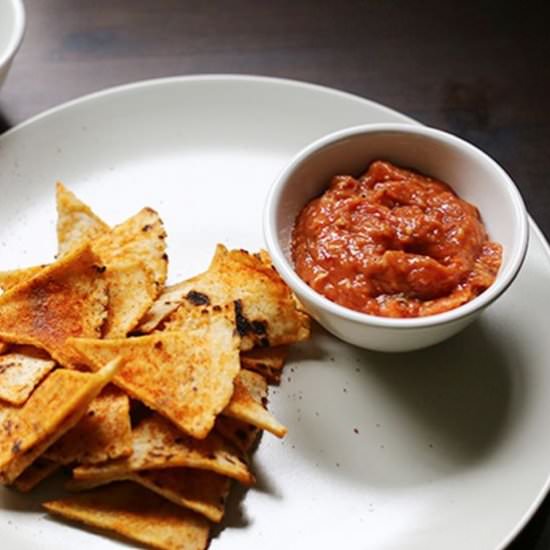 Spicy Roasted Tomato Salsa